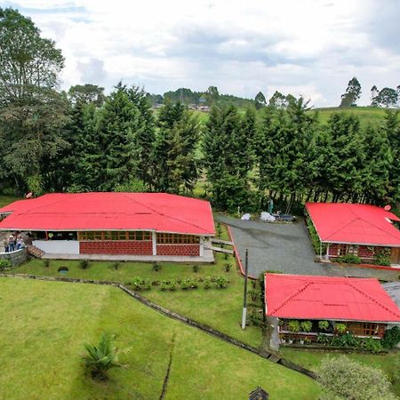 Finca La Toscana Hotel Pereira Exterior foto